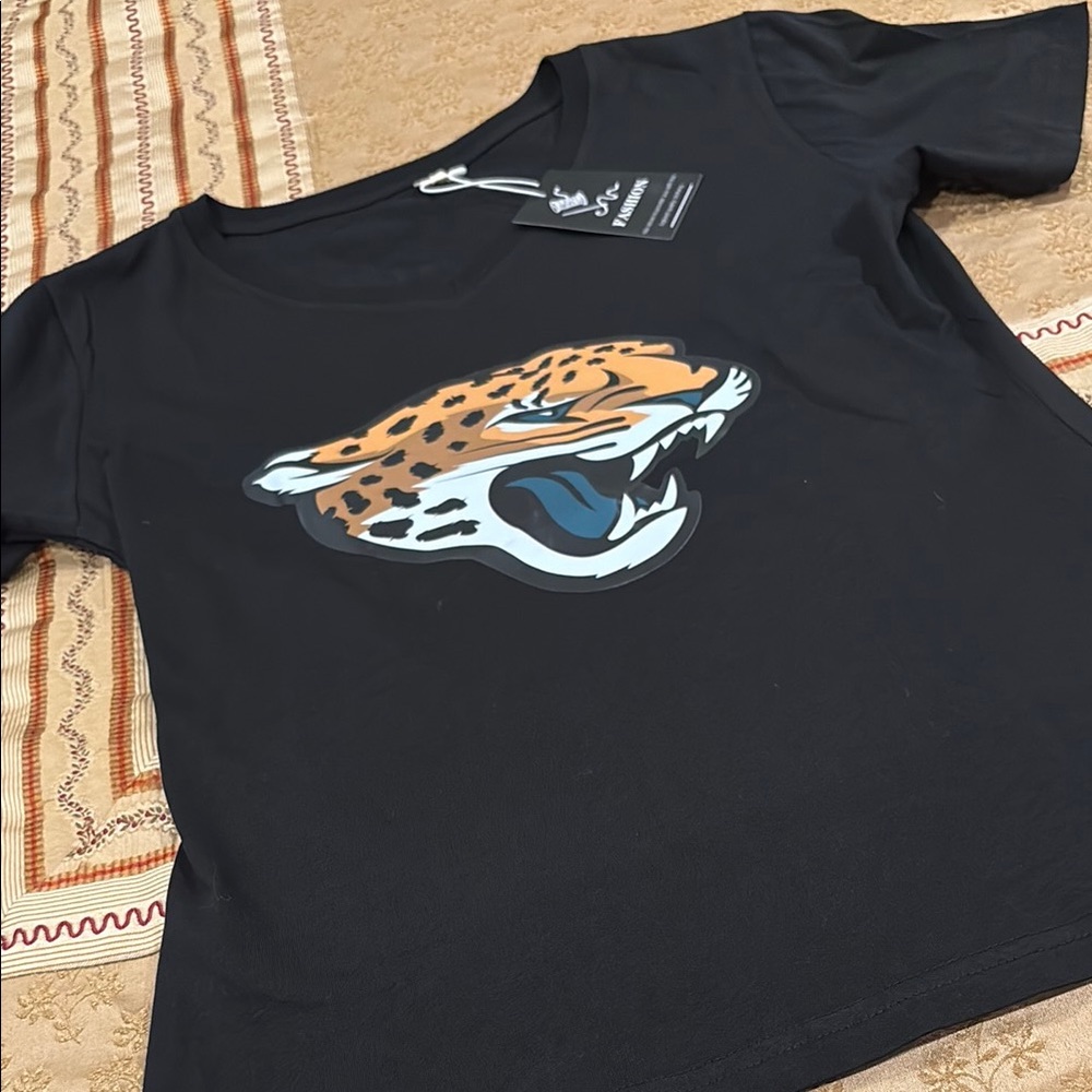 NWT Black T-Shirt with Jacksonville Jaguars graphic, “Wingard 42,” cotton, L